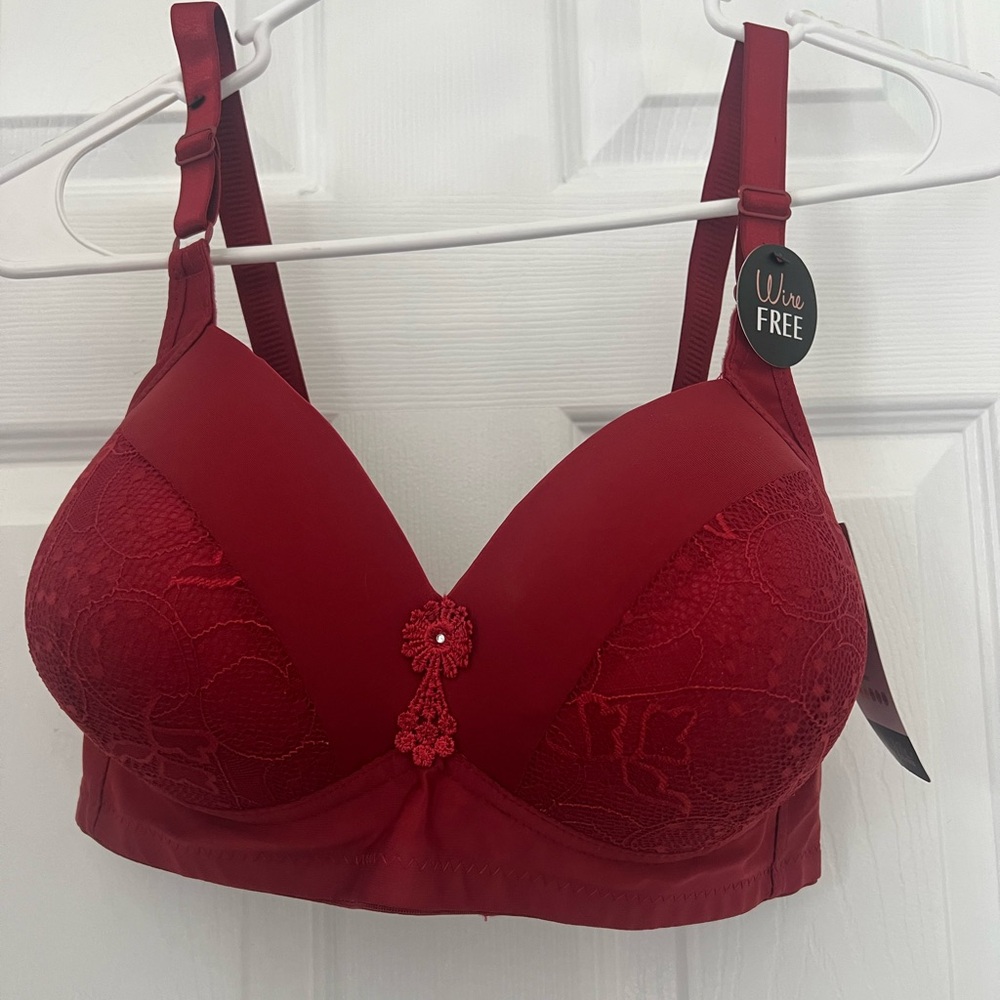 Valentina Scarlet Lace Wire-Free Bra